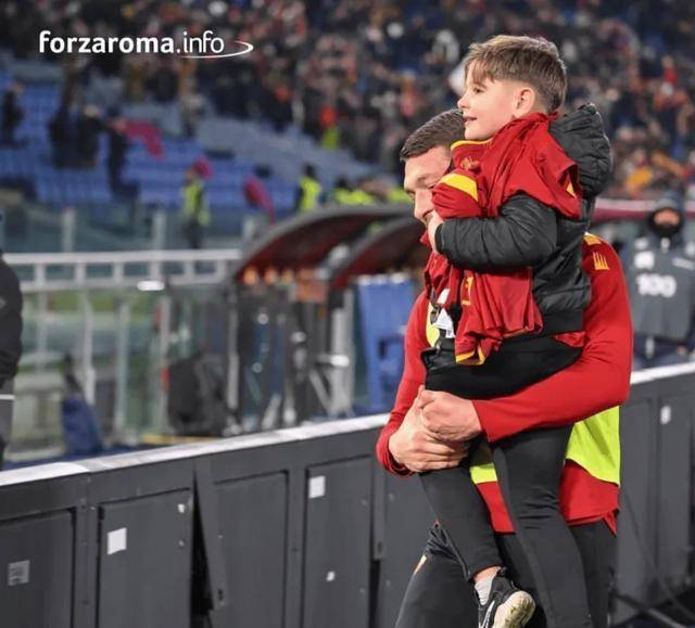 包含尼斯迎意大利杯关键赛，清晨外线爆发，态度坚定，数据趋势出现新变化的词条