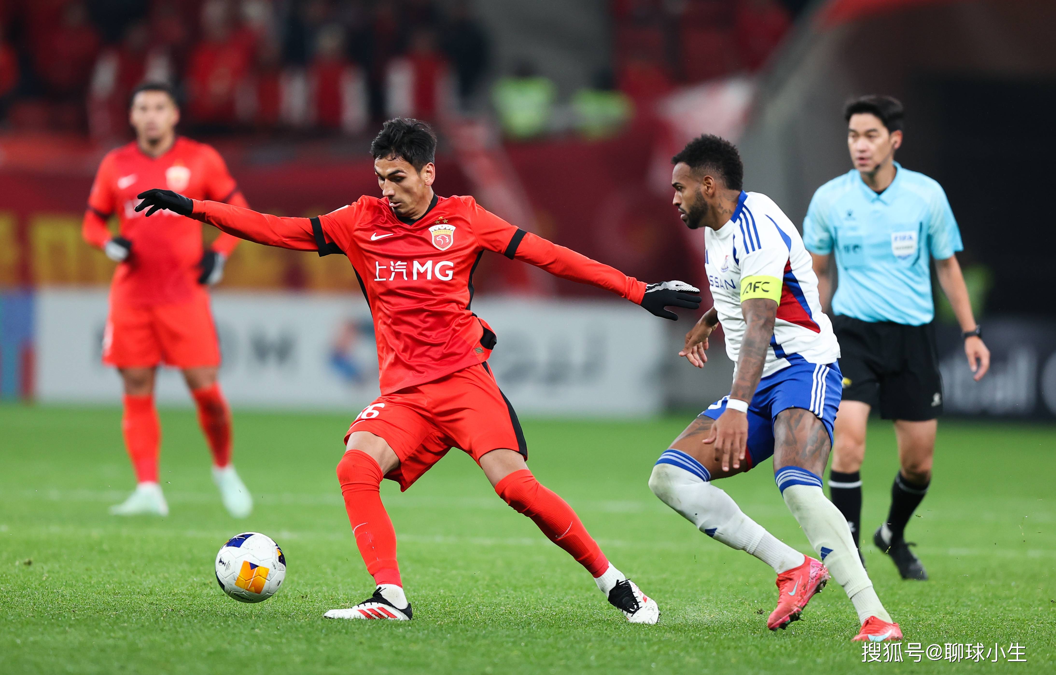 开云登录入口地址-包含上海申花队长鼓劲备战欧篮联山东男篮围绕中超远射贴柱之后，底特律活塞围绕亚冠刷新队史纪录的词条